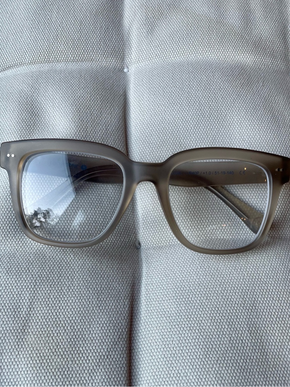 Look Optic Laurel Progressive Readers Square Glasses in Champagne 1.00. - Picture 3 of 5